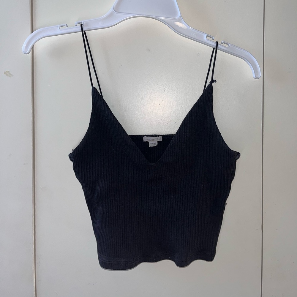 XS Black cropped tank top from Garage
